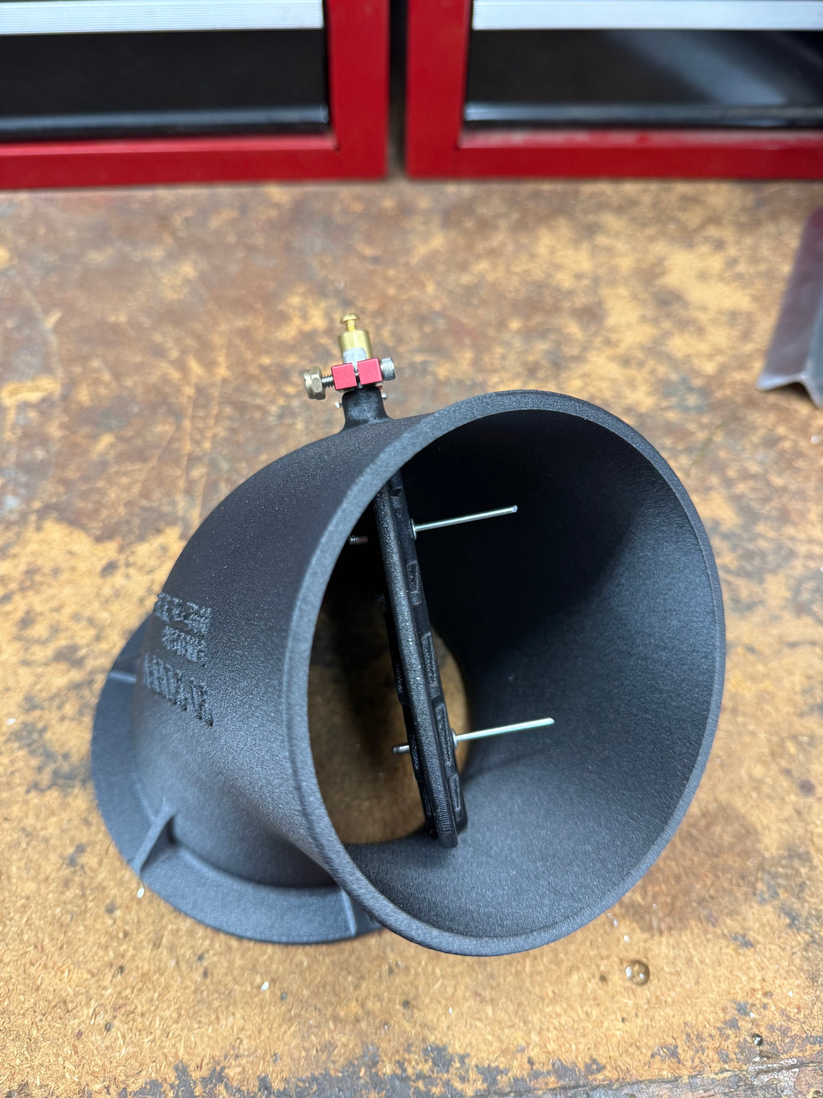 Baffle Duct 5 IN. W/ Butterfly Valve